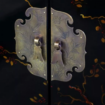 Silvercabinetchinoblacksfd4